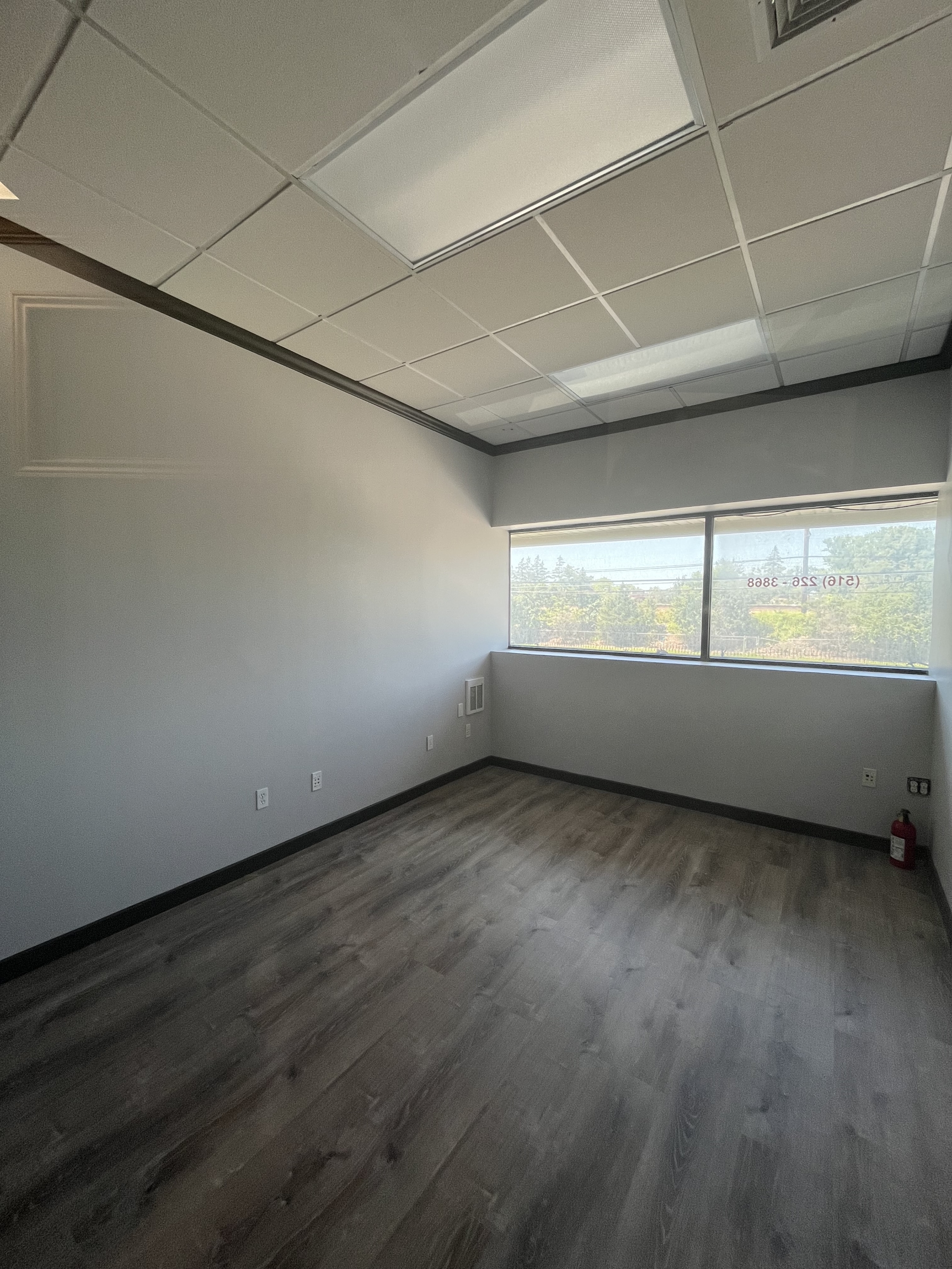 5020 Sunrise Highway - Suite 231