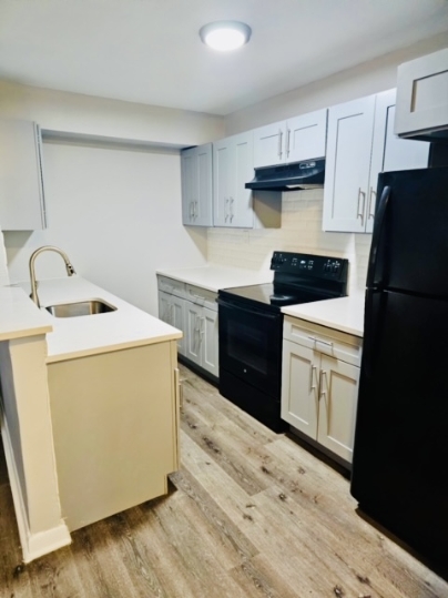 152 South Munn Ave - C-2